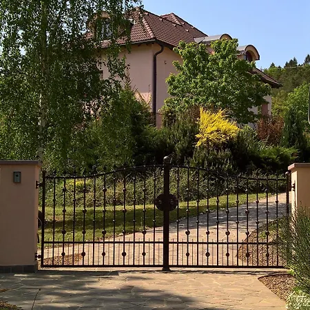 U Orlickeho Jezera - Kamenice Aparthotel 3*